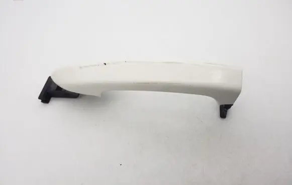 Volkswagen PASSAT B6 Front door exterior handle 3C0837209