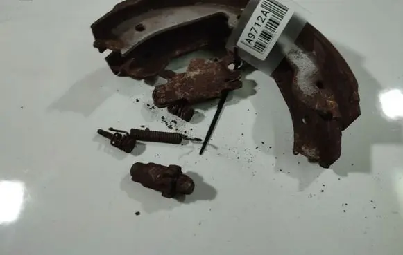 Mercedes-Benz R W251 Handbrake/parking brake pads 