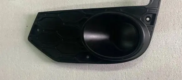 Iveco Daily 6th gen Front fog light trim/grill 5801562216