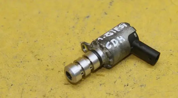 Audi A4 S4 B8 8K Vacuum valve 