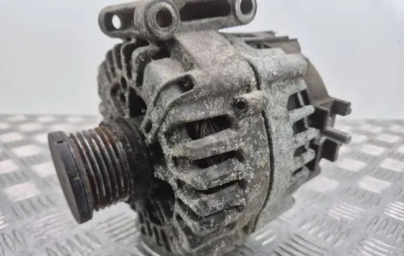 Mercedes-Benz Vito Viano W639 Generator/alternator A0009068802 2618301C 414005086