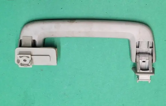 Rear interior roof grab handle