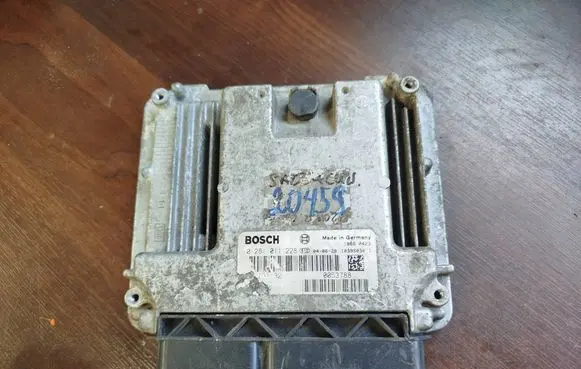 Iveco Daily 3rd gen Engine control unit/module 0281011228
