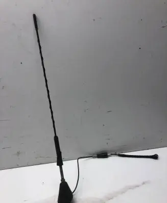 Volkswagen PASSAT B5.5 Radio antenna 