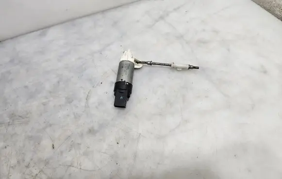 Audi A6 S6 C6 4F Seat adjustment motor 982636