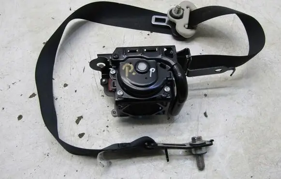 Mazda CX-3 Front seatbelt GMAUTO4574097