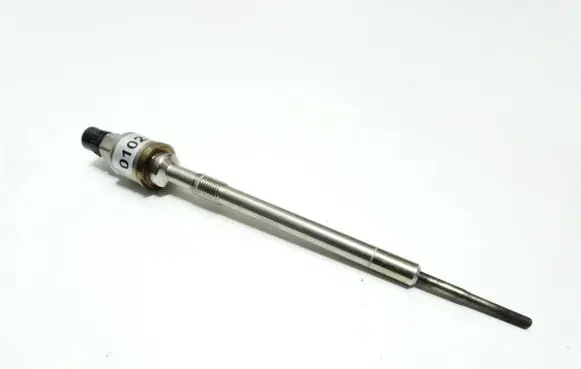 Opel Astra J Glow plug E2529010907