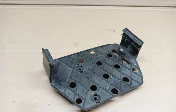 Volkswagen Polo V 6R Other engine bay part 6R0906507D