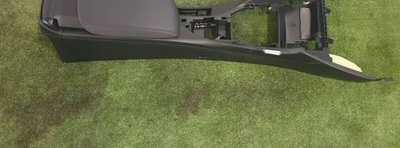 BMW X1 E84 Center console