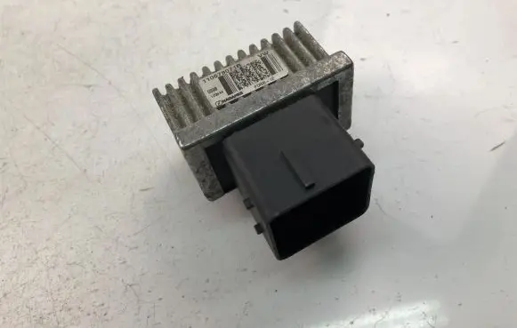 Renault Clio IV Other relay 110678071R