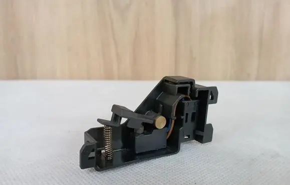 Mercedes-Benz SLK R170 Convertible roof lock/latch 1708200310 A1708200310