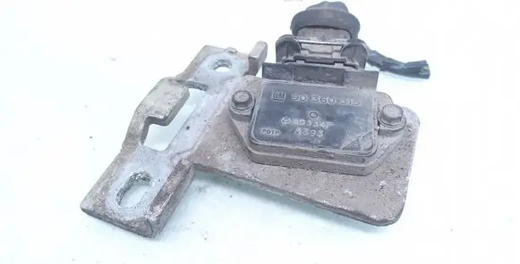 Opel Astra F Ignition amplifier control unit 90360315 80334F4393