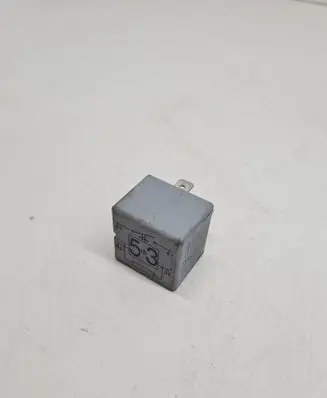 Volkswagen Transporter - Caravelle T5 Other relay 141951253B 20240072