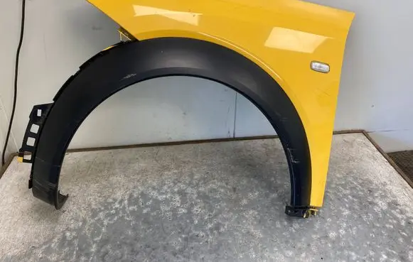 Audi A2 Fender 8Z0821021C