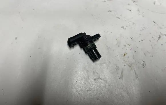 Audi A8 S8 D4 4H Camshaft position sensor 07L905163C