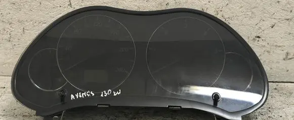 Toyota Avensis T250 Speedometer (instrument cluster) 8380005851B