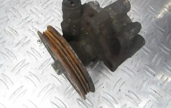 Toyota Camry Power steering pump