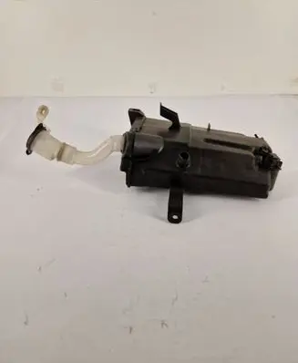 Toyota Previa (XR30, XR40) II Windshield washer fluid reservoir/tank 860141814