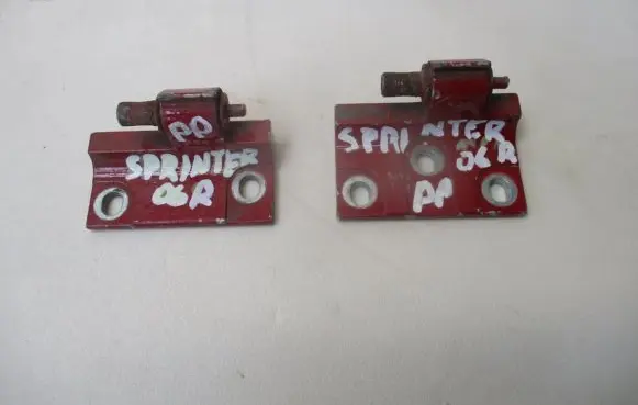 Mercedes-Benz Sprinter W906 Front door hinge set 