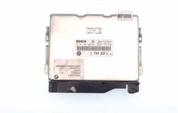 BMW 5 E39 Engine control unit/module 1744697 0261203473 1427056