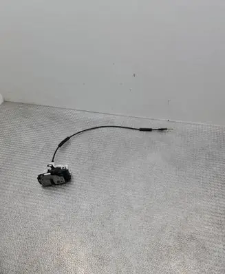 Fiat 500 Front door lock 51935121