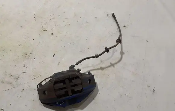 BMW 5 G30 G31 G38 Front brake caliper 6891274