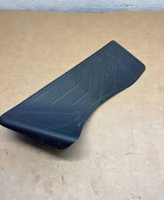 Peugeot 3008 II Foot rest pad/dead pedal 9811350777
