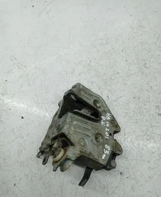 Mercedes-Benz 190 W201 Front door lock