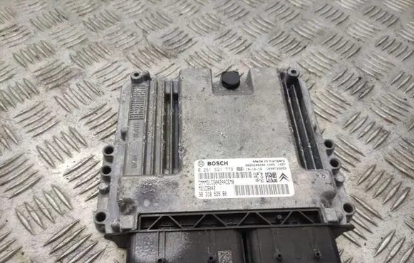 Peugeot 308 Engine control unit/module 9831852980 9826206480