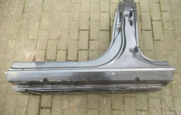 Audi RS4 B7 side skirts sill cover