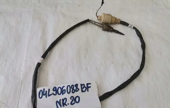 Seat Arona Exhaust gas temperature sensor 04L906088BF