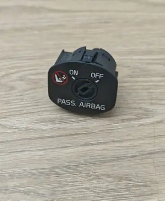 Volvo S80 Passenger airbag on/off switch 30669863