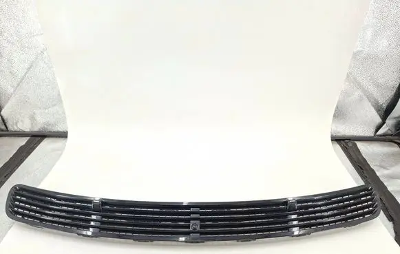 Mercedes-Benz E W211 Bonnet/hood grill