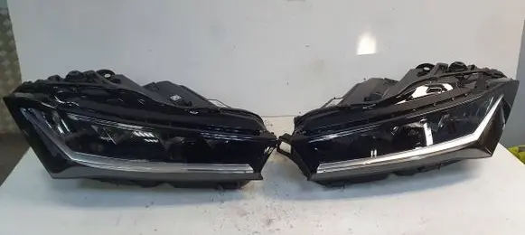 Skoda Superb B9 Headlight/headlamp 3P1941016 3P1941015