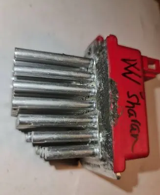 Audi A4 S4 B5 8D Heater blower motor/fan resistor 1J0907521 657364M 5DS00646701
