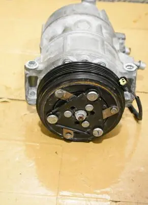 Porsche Panamera (971) Air conditioning (A/C) compressor (pump)