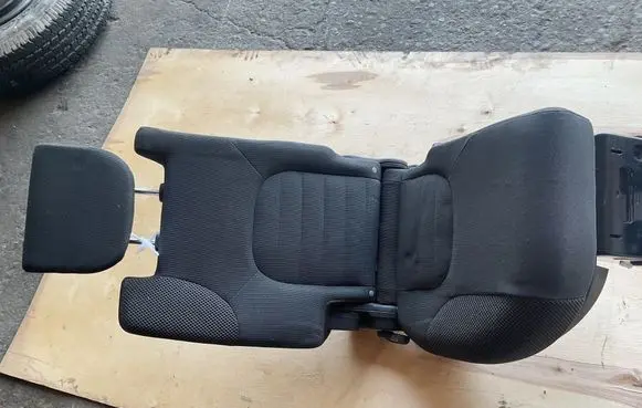 Rear seat