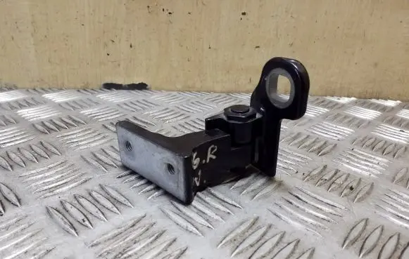 Volvo V40 Rear door upper hinge 31352693