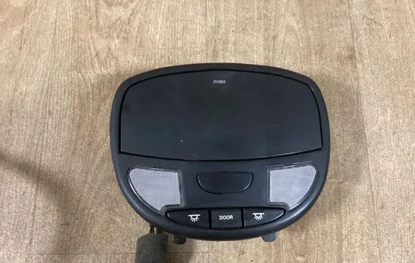 Hyundai Coupe Front seat light 92820270 PA66GF33 D354