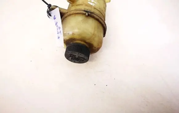 Mazda 323 Power steering fluid tank/reservoir