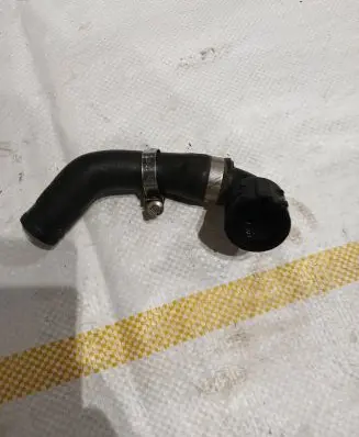 BMW X5 F15 Engine coolant pipe/hose 1437865