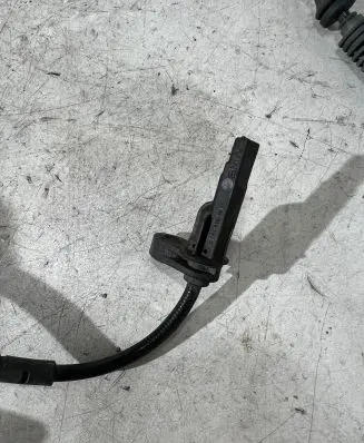 BMW 3 E90 E91 ABS rear brake sensor 6764610