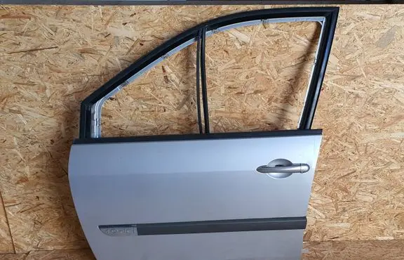 Renault Scenic II - Grand scenic II Front door