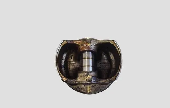 Volkswagen Golf V Piston 0000