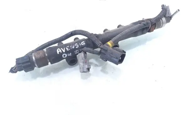 Toyota Avensis T250 Fuel main line pipe EG002469