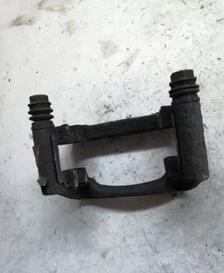 Opel Insignia A Brake caliper pad carrier rear 