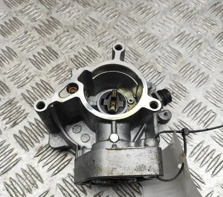 Audi A3 S3 8V Vacuum pump 06L145100F