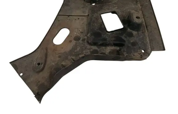 Maserati Ghibli Engine splash shield/under tray 670003438