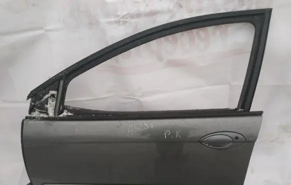 Citroen C5 Front door pilka