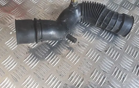 Renault Megane I Intercooler hose/pipe 7700666642